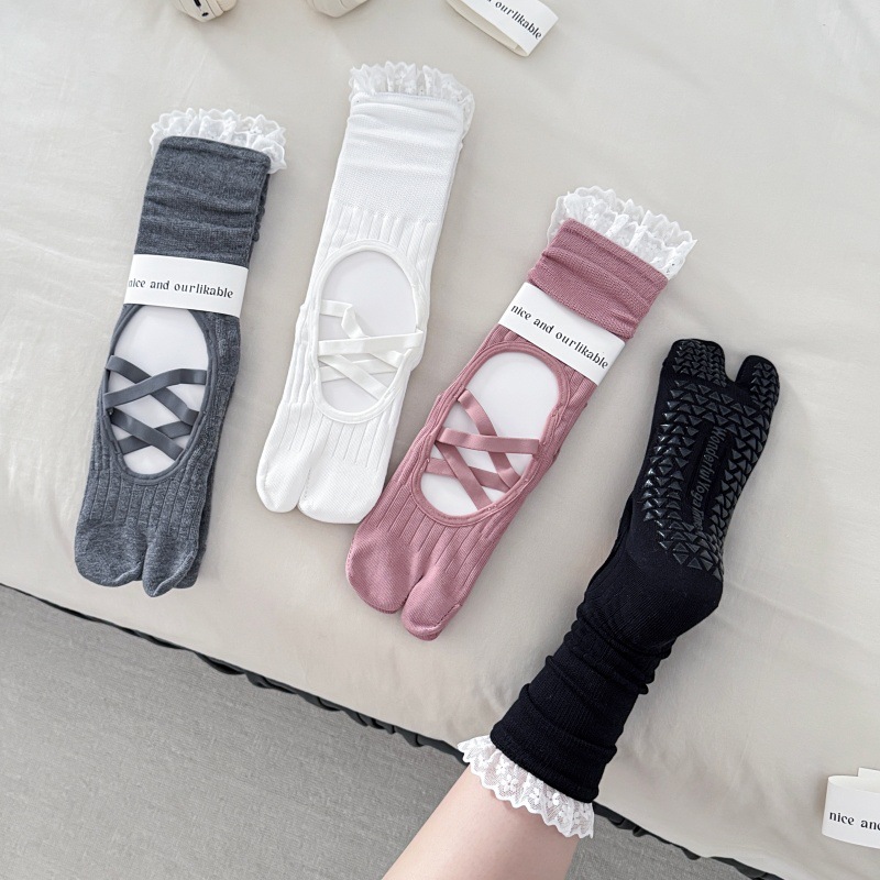 Lace Trim Split Toe Yoga Socks - Medias Para Pilates Y Yoga ulasan dan harga